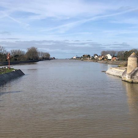 Gite Sur Grand Fort Philippe Exterior photo